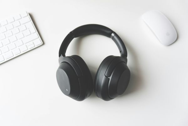 Efficacité des antibruits : mythes et réalités à découvrir
